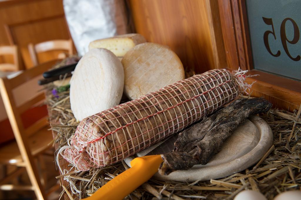 Appartamenti Gallo Cedrone Valdisotto Buitenkant foto